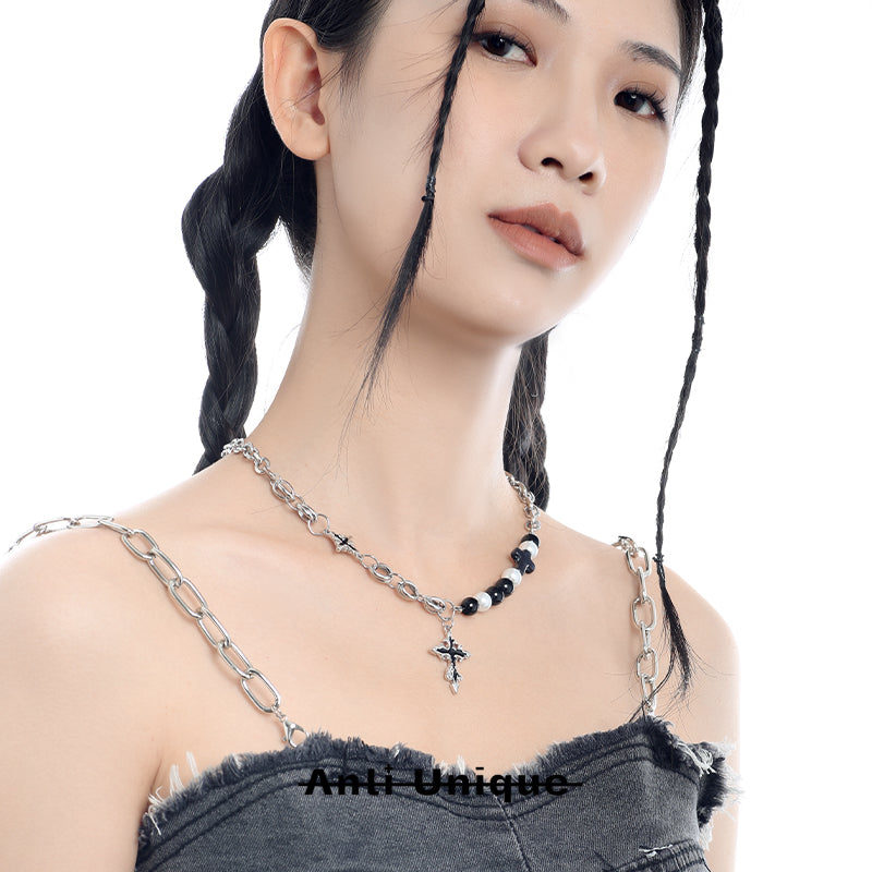 「Dark Cross」Beaded Titanium Steel Necklace