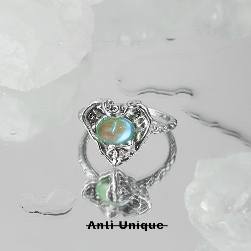 「Moon Heart」Moonstone Gradient Color Ring Adjustable Open End