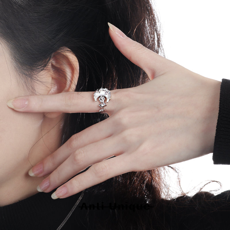 「White Moon」White Moonstone Adjustable Ring